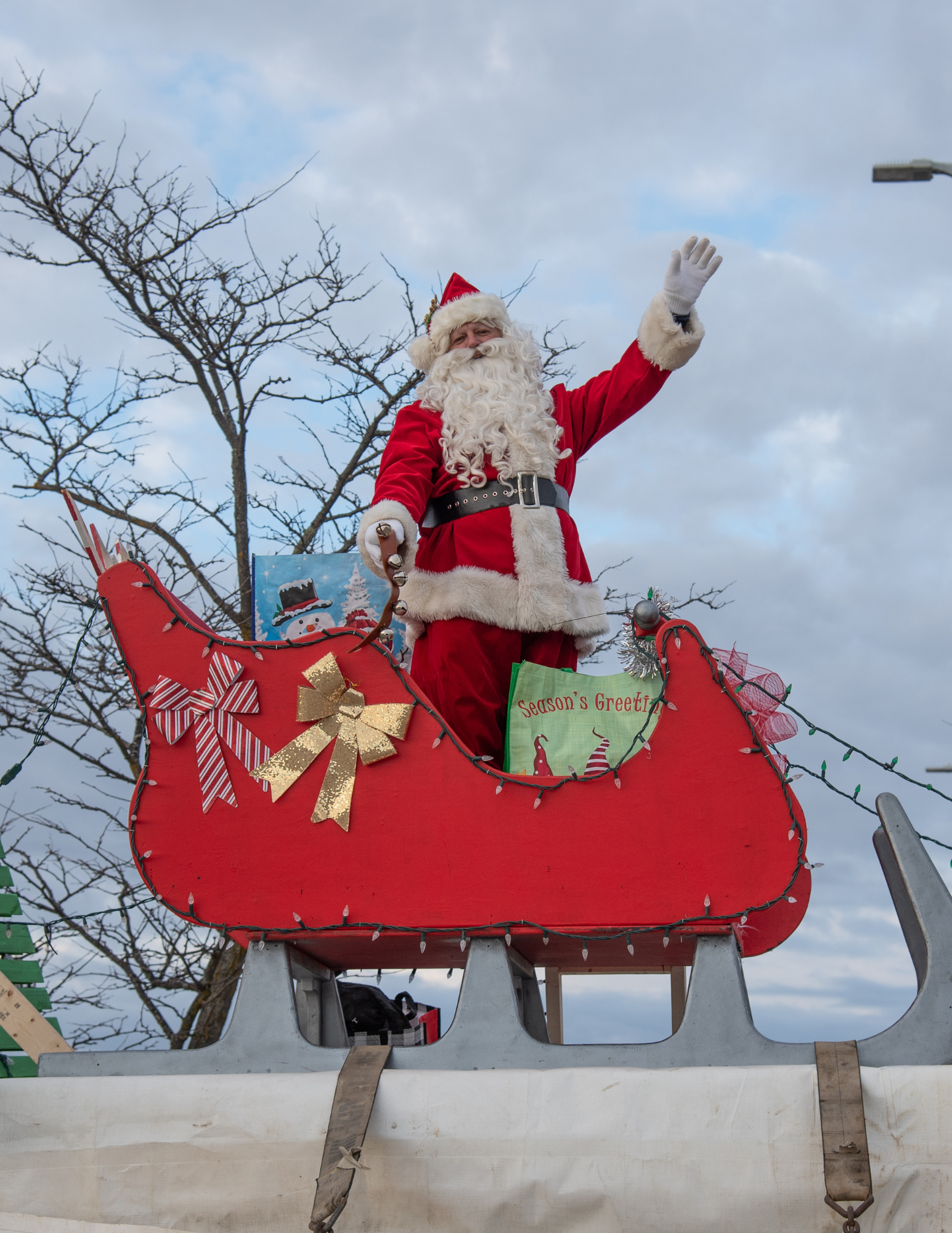 advertisement for santa claus parade registation